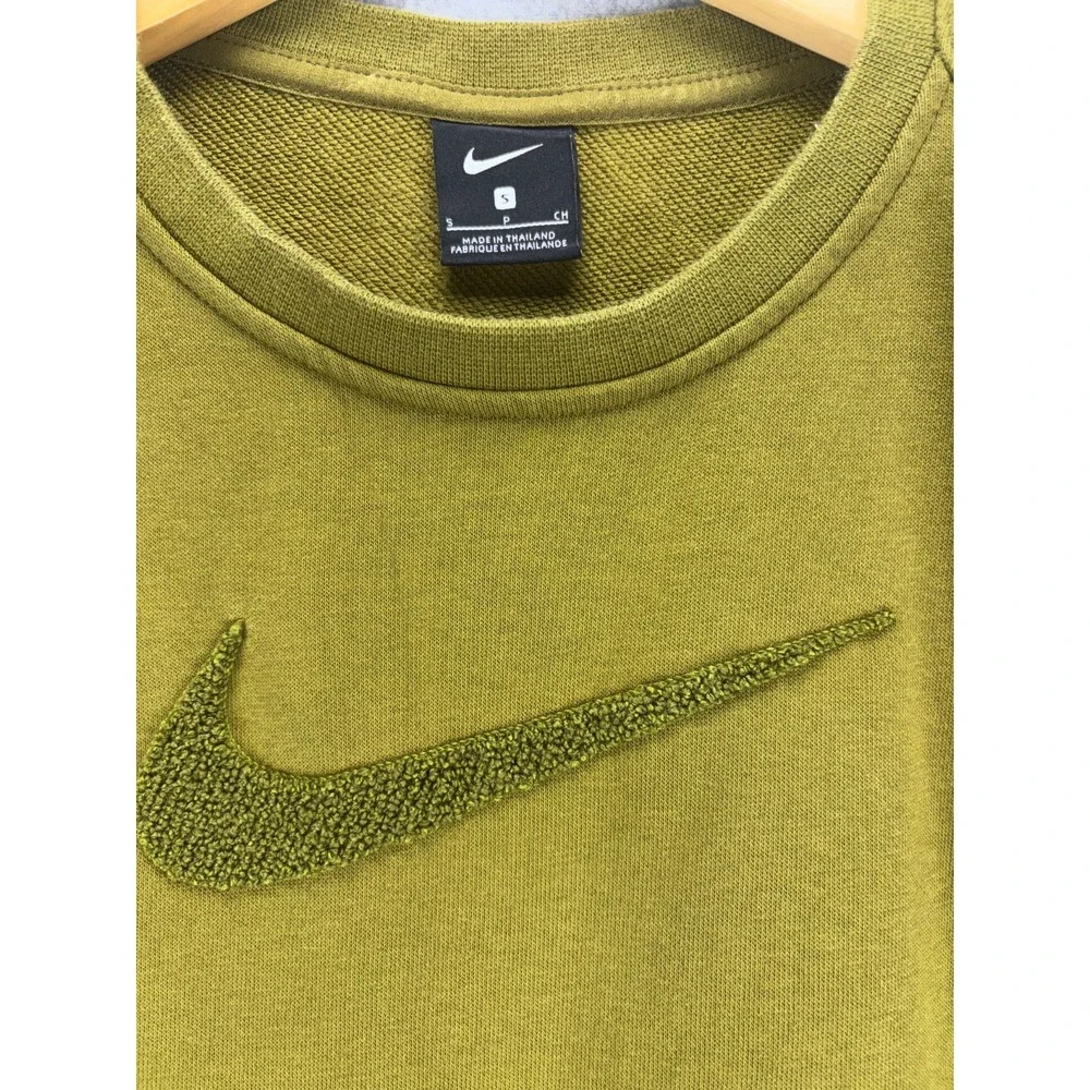 Nike Olive Green Cropped Sweatshirt Chenille‎ Swoosh Small Athleisure - Picture 2 of 11